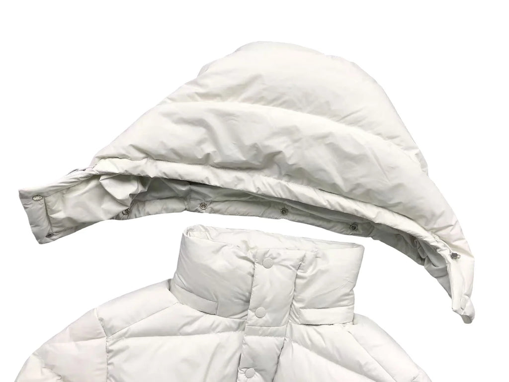 Moncler Vézère Down Jacket – White