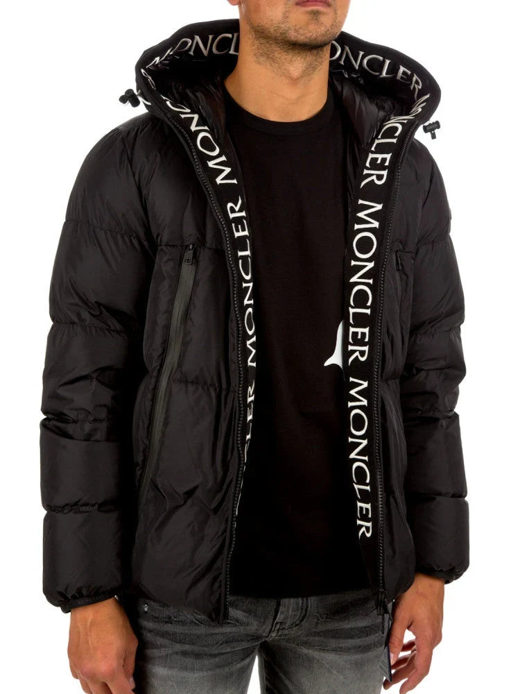 Moncler Montcla Jacket in Black