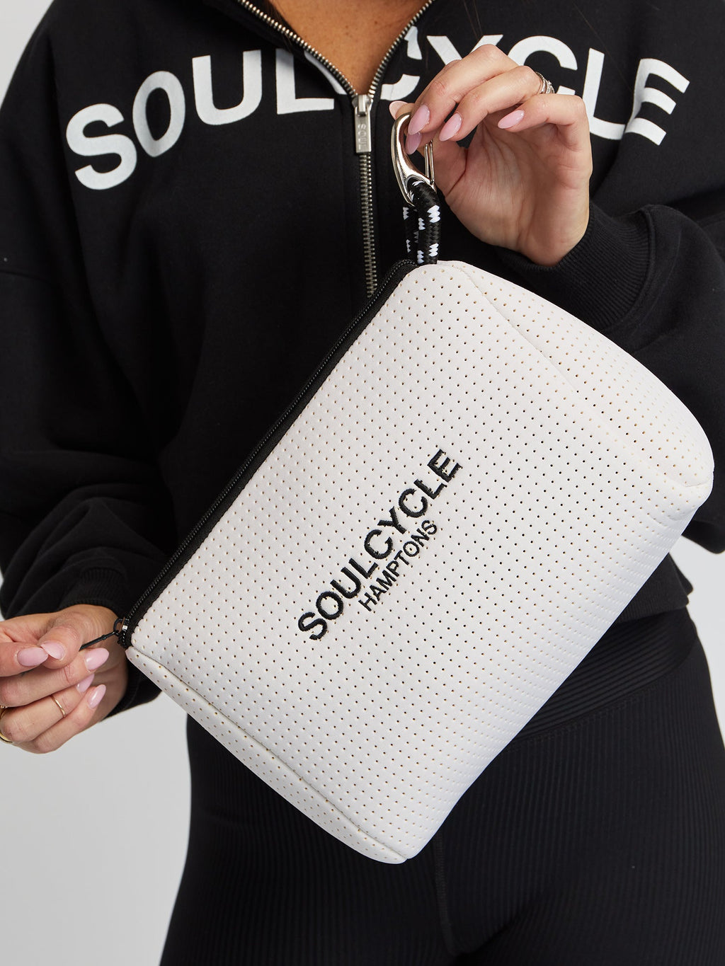HAMPTONS WHITE POUCH