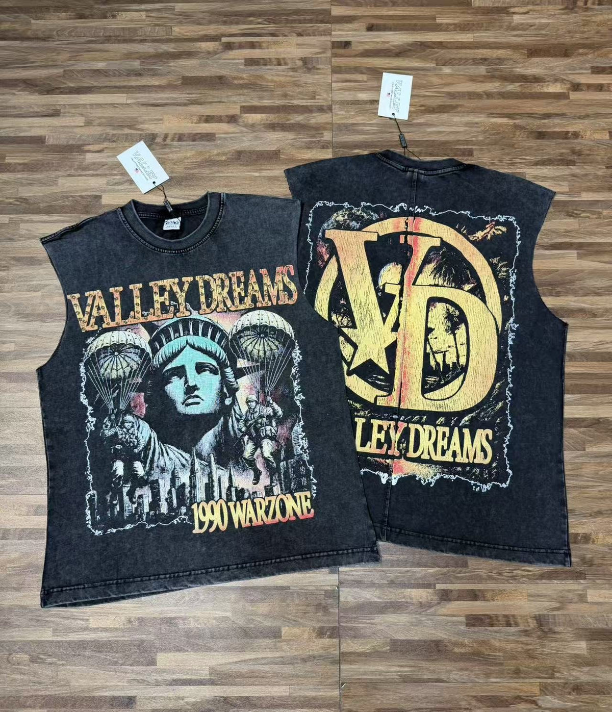 SAINT Valleydreams Graphic Sleeveless T-Shirt