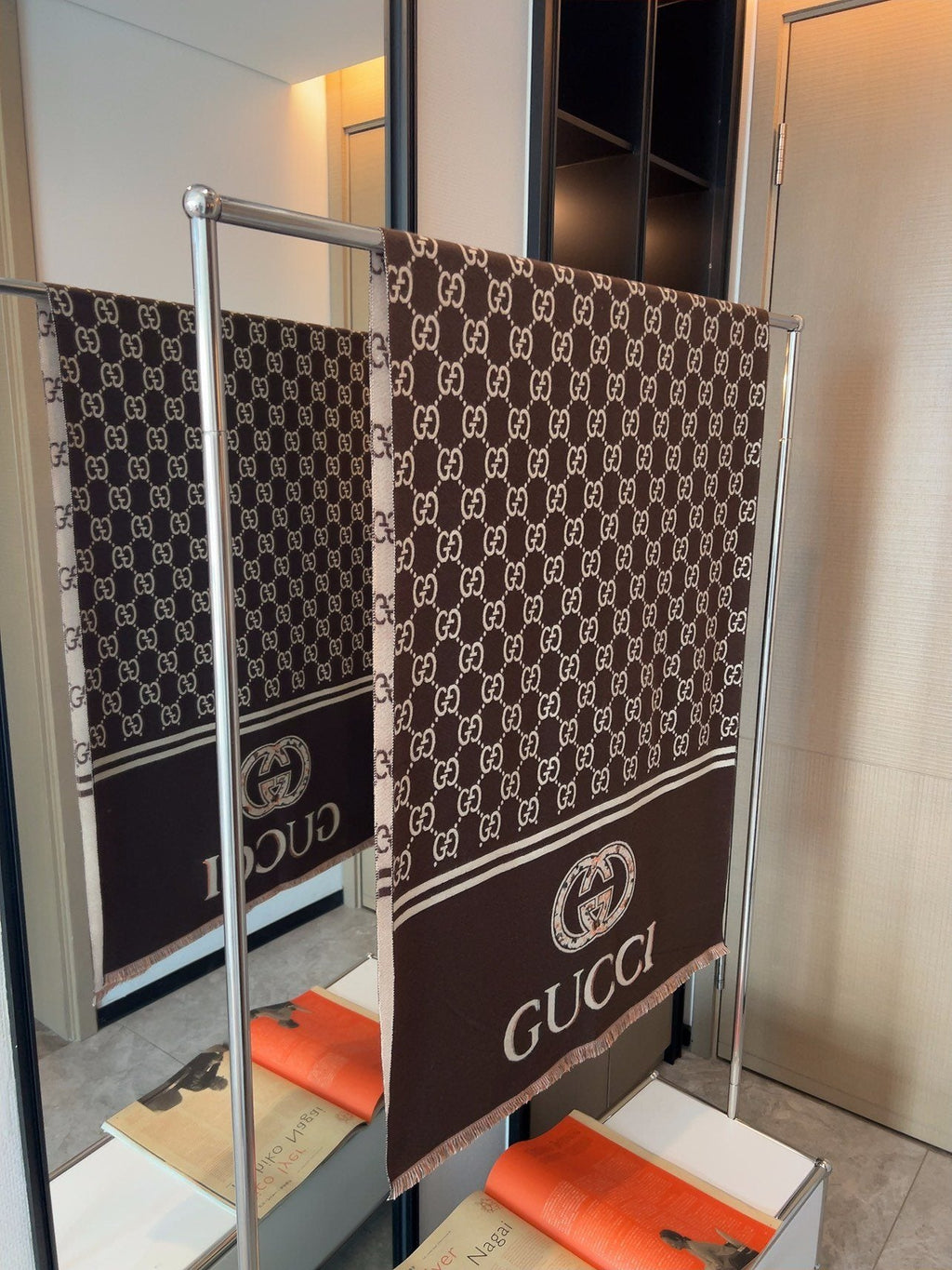 Gucci Patterned Logo Scarf