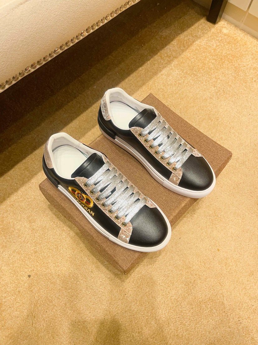 Men's Emblem Low-Top Sneakers