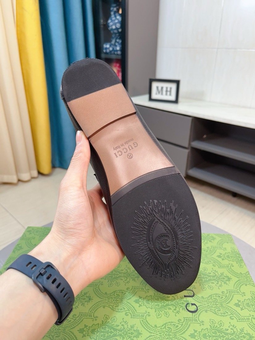GUCCI Dark Brown Horsebit Loafers