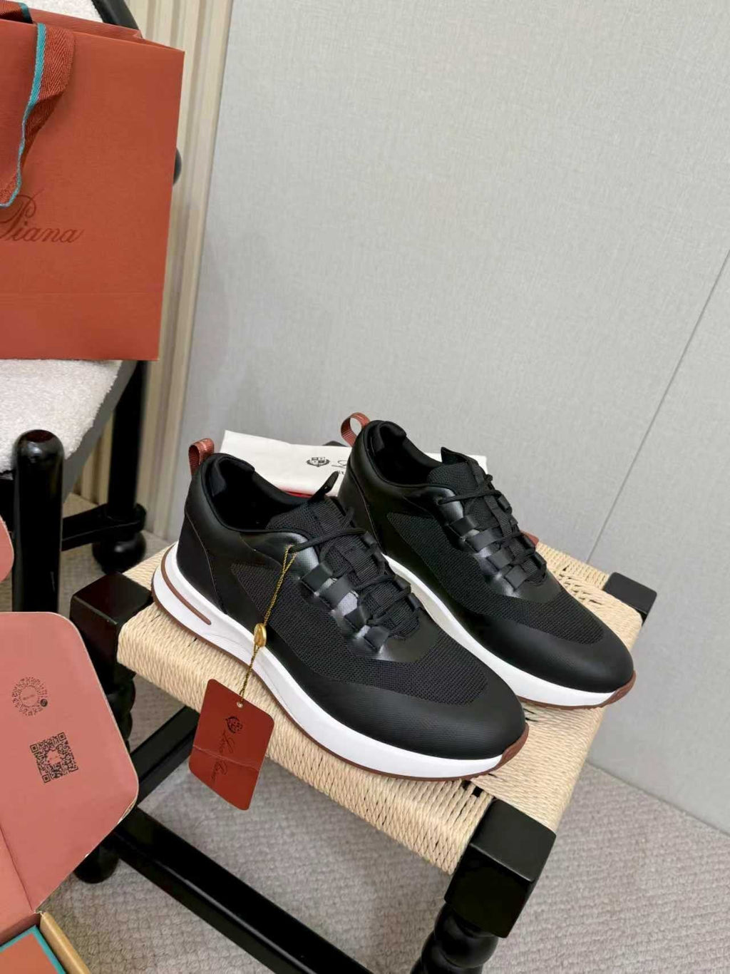 Loro Piana Black Leather Low-Top Sneakers