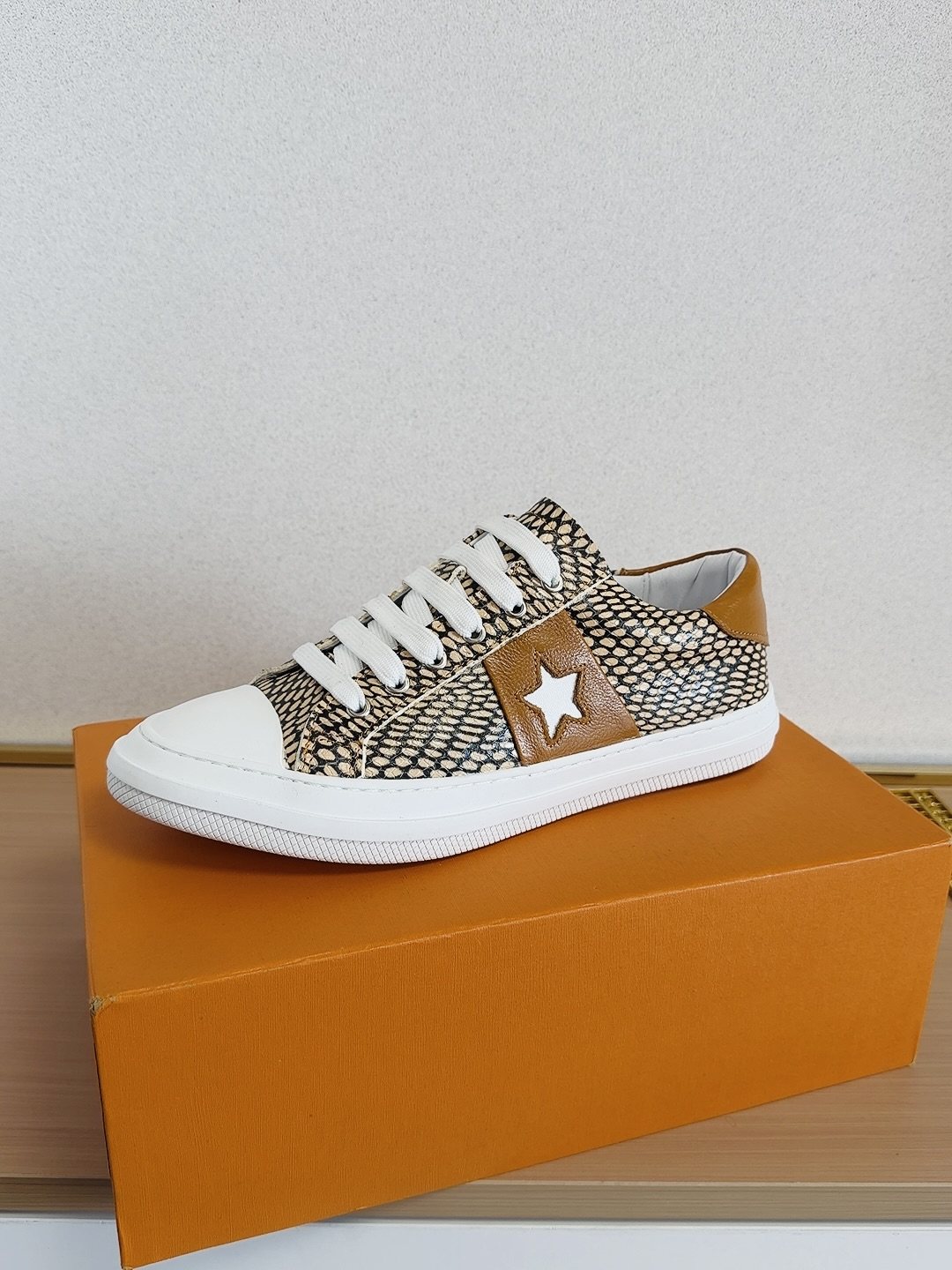 Louis Vuitton Men's Star-Panel Low-Top Sneakers
