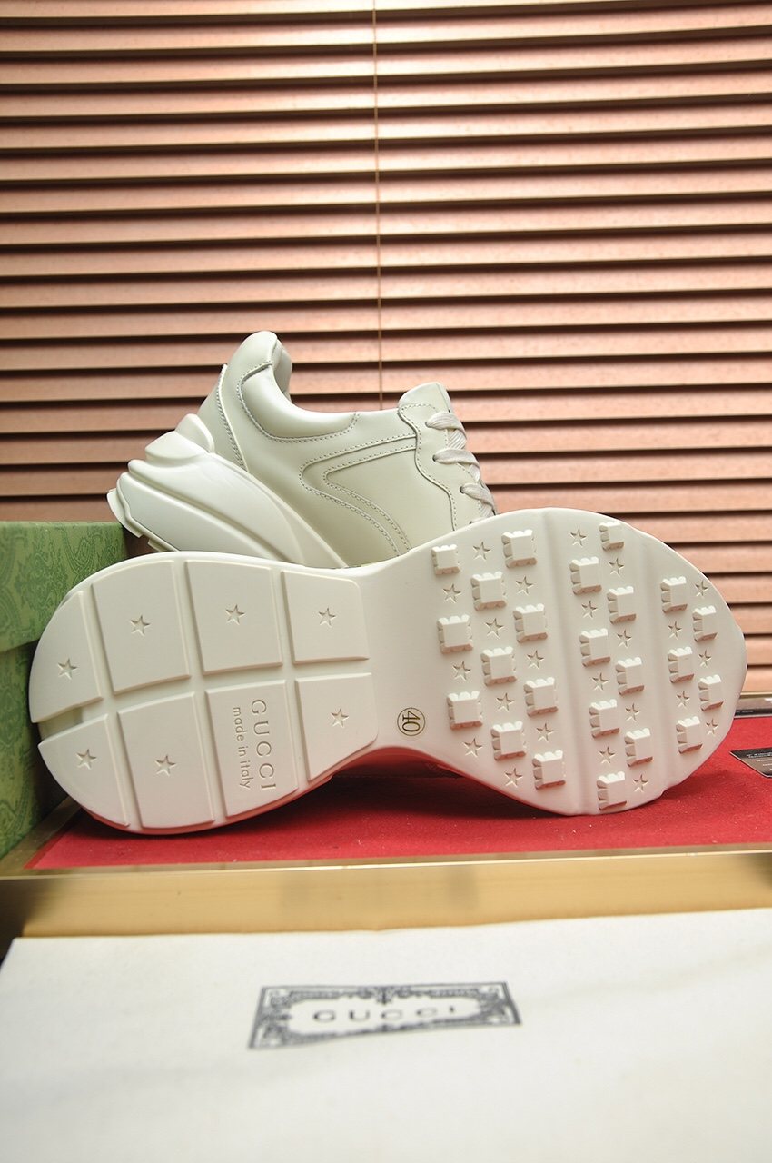 Gucci Dinosaur Graphic Sneakers