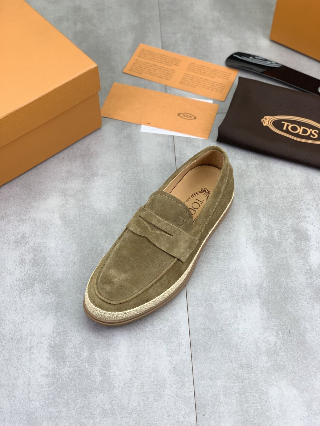 TOD'S Men's Raffia-Trim Loafers