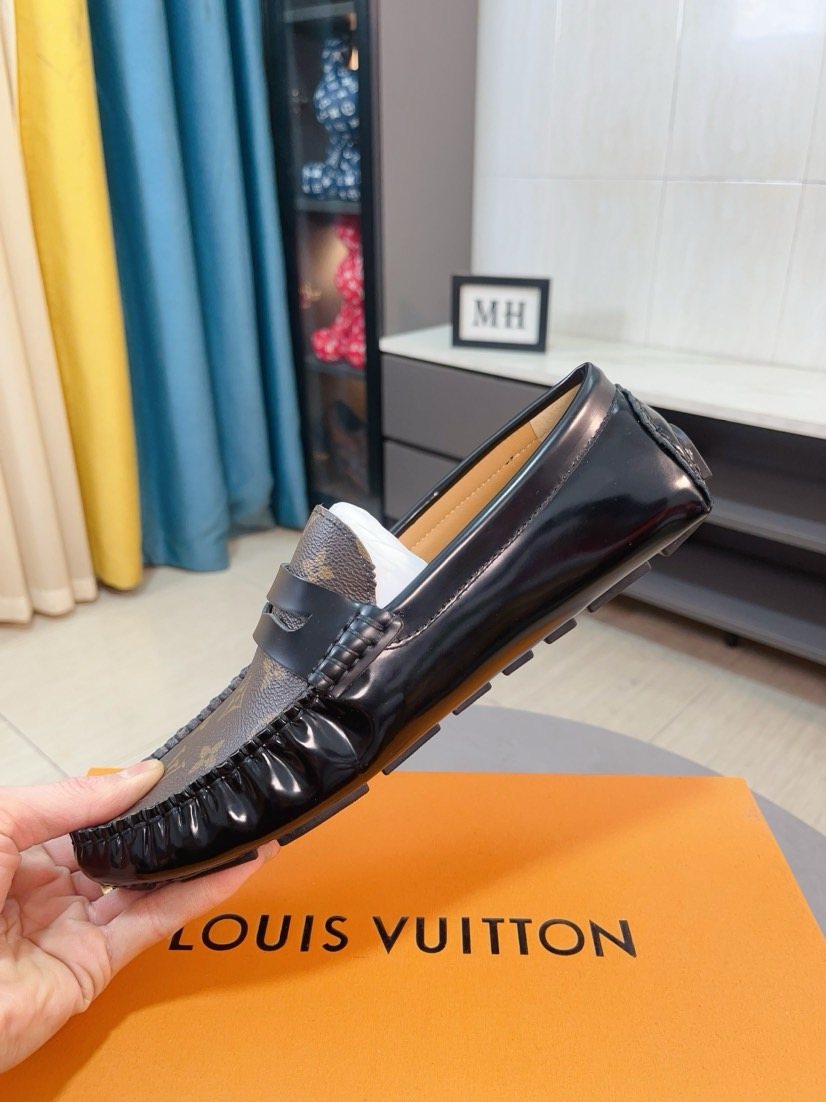 Louis Vuitton Patterned Vamp Loafers