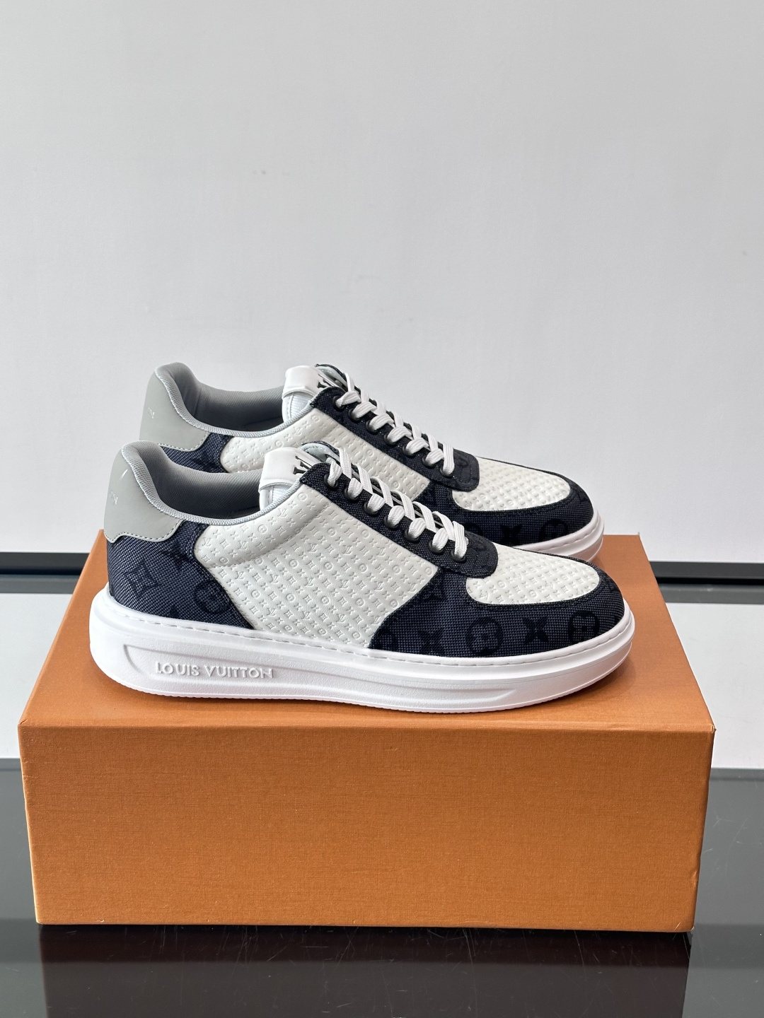 Louis Vuitton Men's Monogram Panel Low-Top Sneakers - Padded Collar